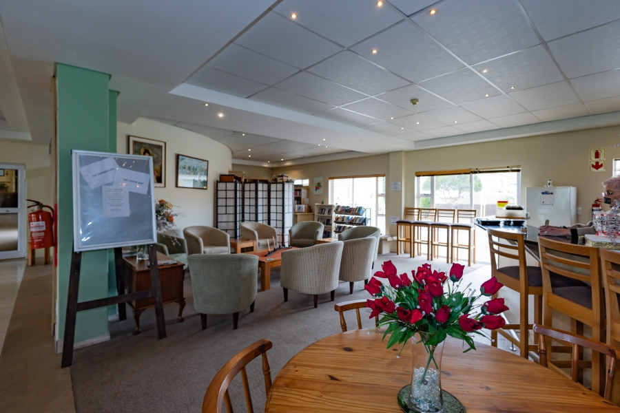 2 Bedroom Property for Sale in Welgelegen Western Cape